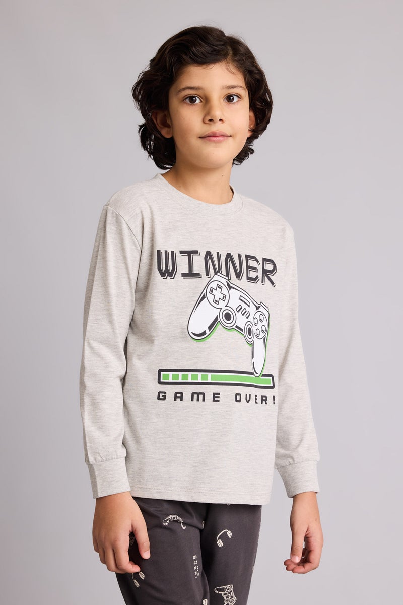 ديفاكتو طقم بيجاما ولادي قصة عادية - قطعتين - Image 4